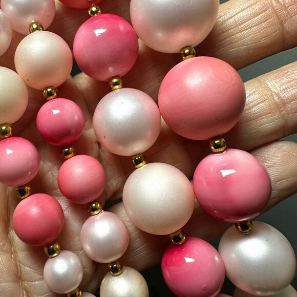 Pink beaded double strand vintage necklace - Picture 4 of 7
